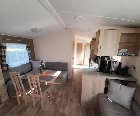 Holiday home De' Borns Mobielhome